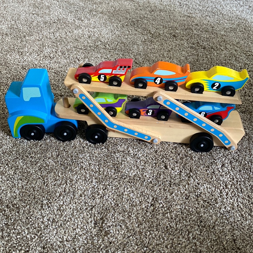 Melissa & Doug Ultimate Race Car Carrier
